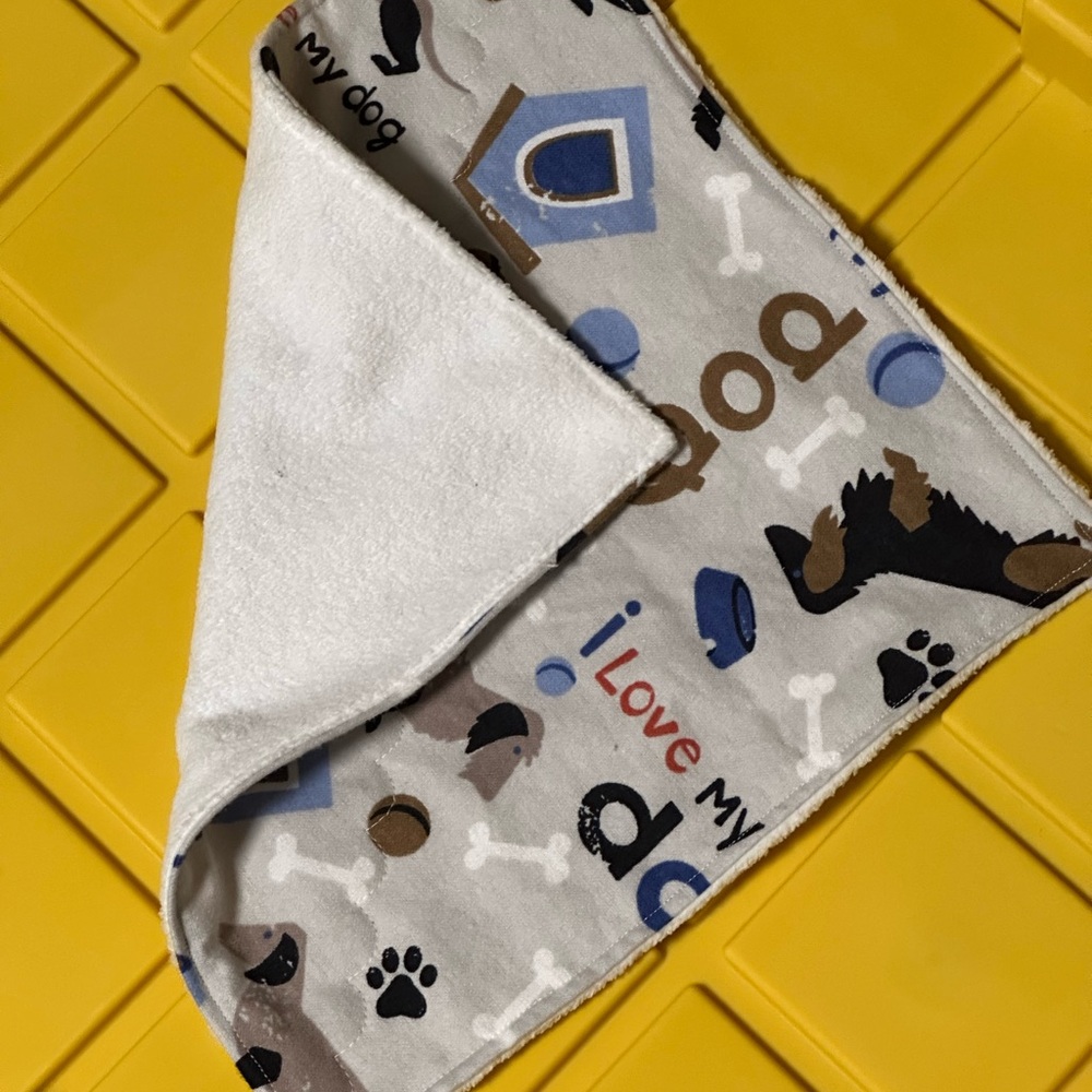 Handmade Cute Dog Print Softy Cloth - Picture 2 of 3